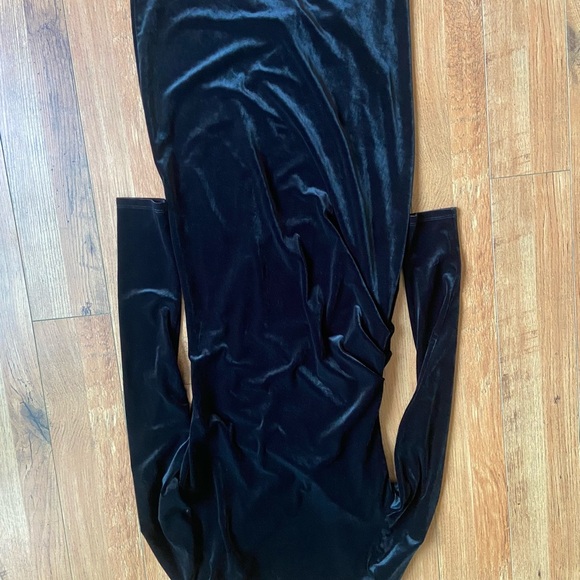 Wilfred black velvet dress - Picture 5 of 10